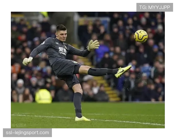 战术评论：伯恩利坚持高压打法，但防线漏洞导致其深陷降级区